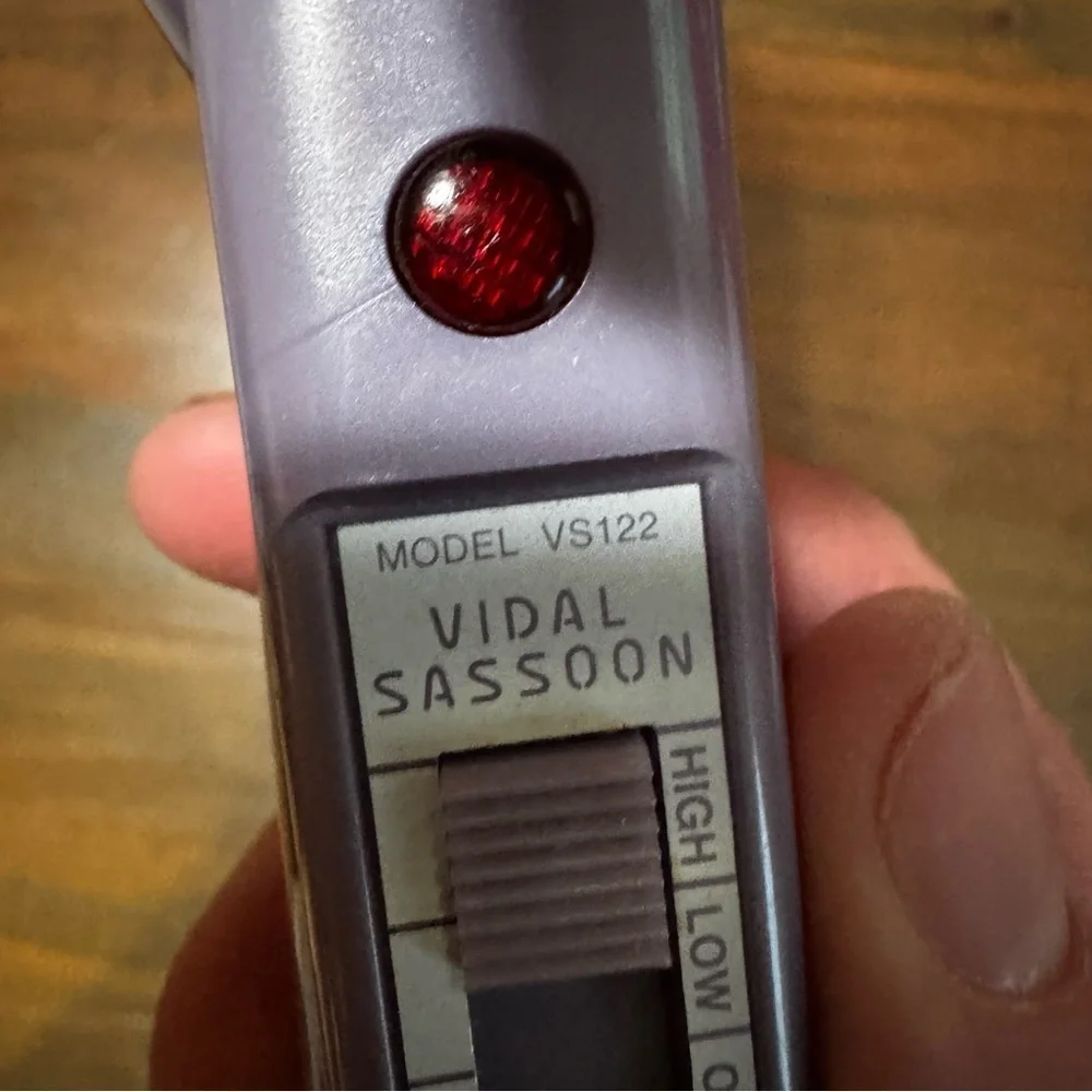 Vidal Sassoon VS122 1 Inch Barrel Pro Curling Iron Waves Y2K Purple Tested Works